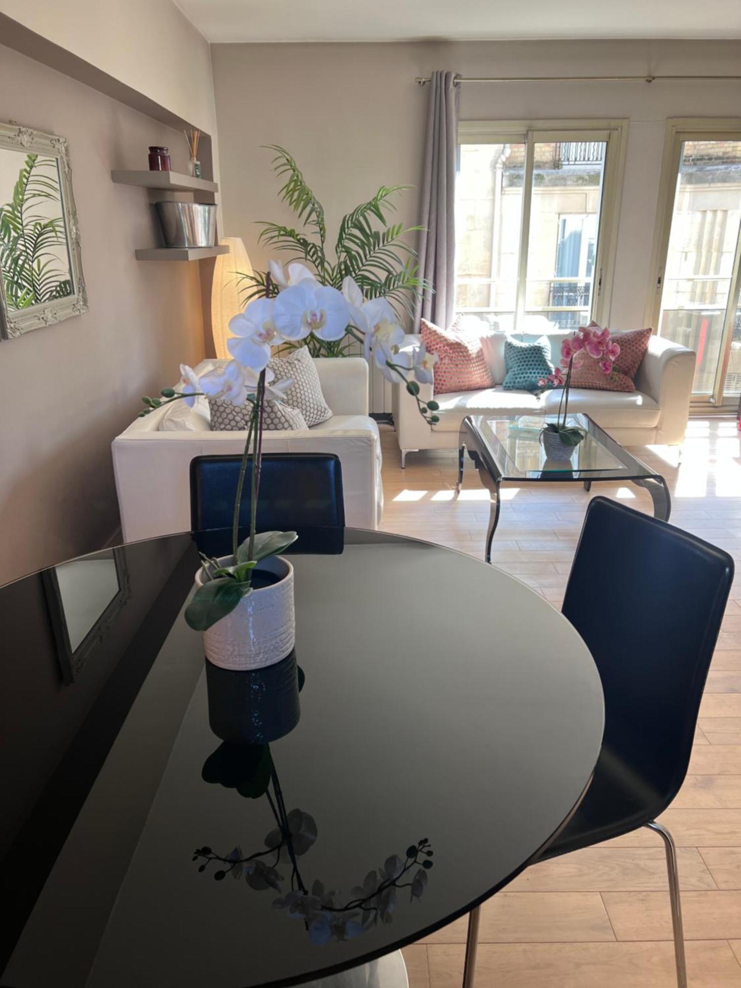 Your Parisian Hideaway - Entire Apartment Buitenkant foto