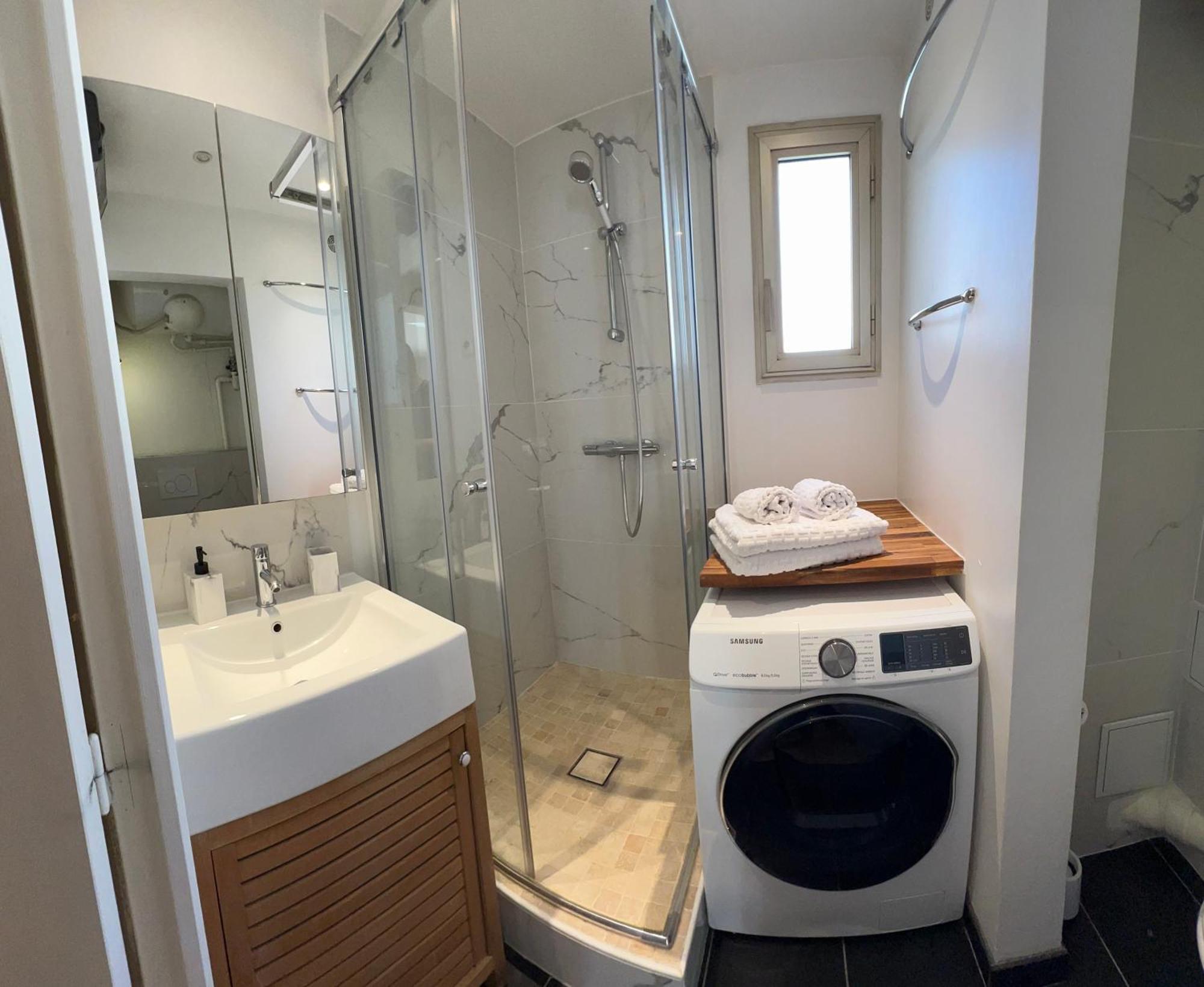Your Parisian Hideaway - Entire Apartment Buitenkant foto